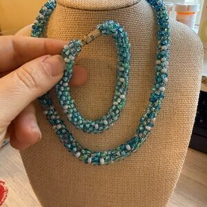 Elegant Blue Beaded Necklace and Bracelet Set